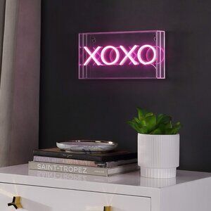 LED Neon Sign "XOXO" - NIB